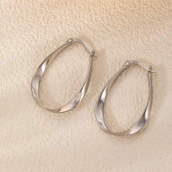 925 Sterling Silver with Stamp Twisted Oval Hoop Earrings - Picture 5 of 5